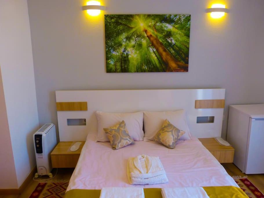 Live-Inn Stunning Apartment On Azneft Sq With President Palace & Old City Views Baku Exterior foto